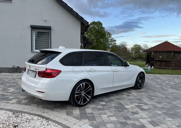BMW Seria 3 cena 62900 przebieg: 167000, rok produkcji 2015 z Legnica małe 352